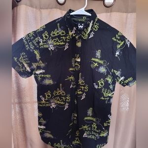 Men's medium button up